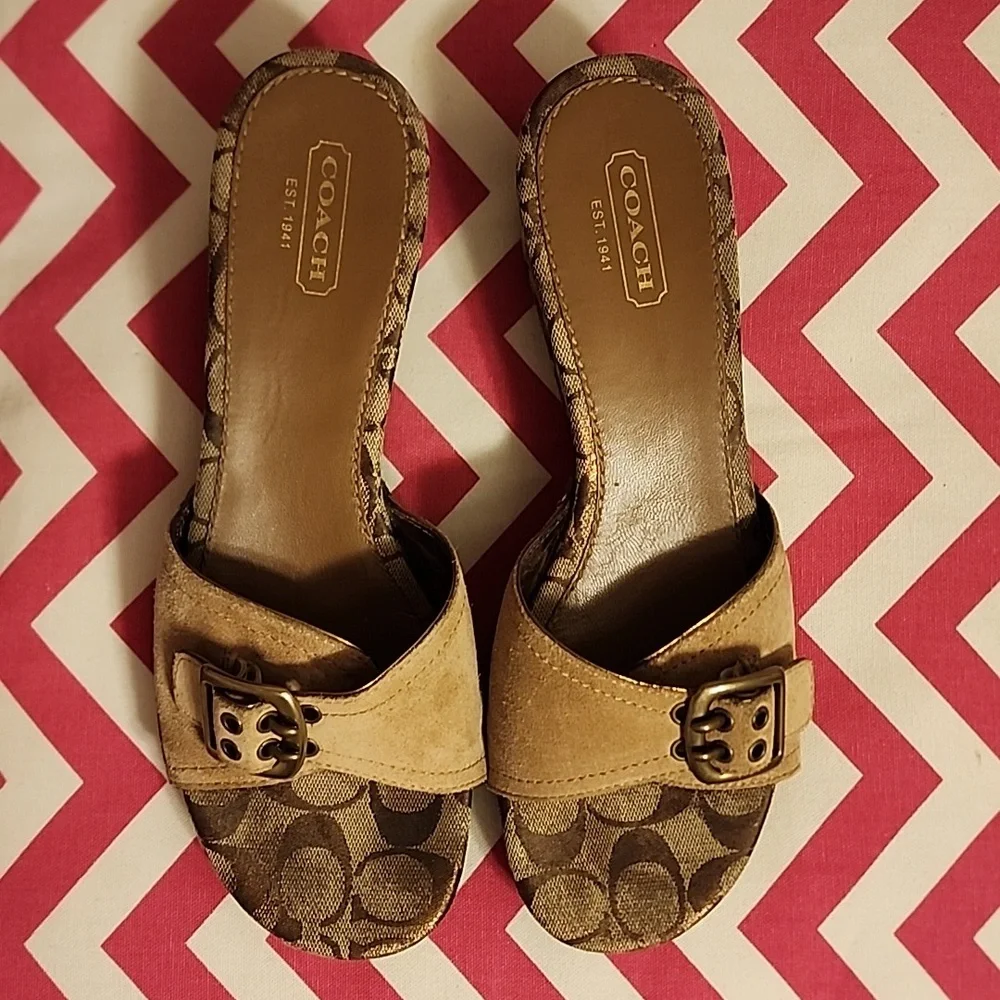 Coach Trevina Wedges - Picture 2 of 3